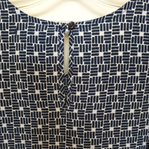 Gap sleeveless flowy patterned women's shirt size XS - Picture 3 of 8